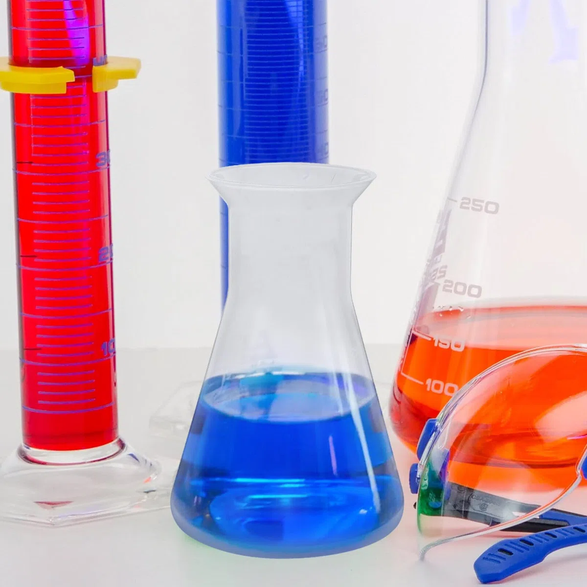 ULTECHNOVO 6piezas Frascos Erlenmeyer De Plástico Graduados Para Diseño De Cuello Estrecho Para Mezclas y Almacenamiento De Químicos De Frascos De