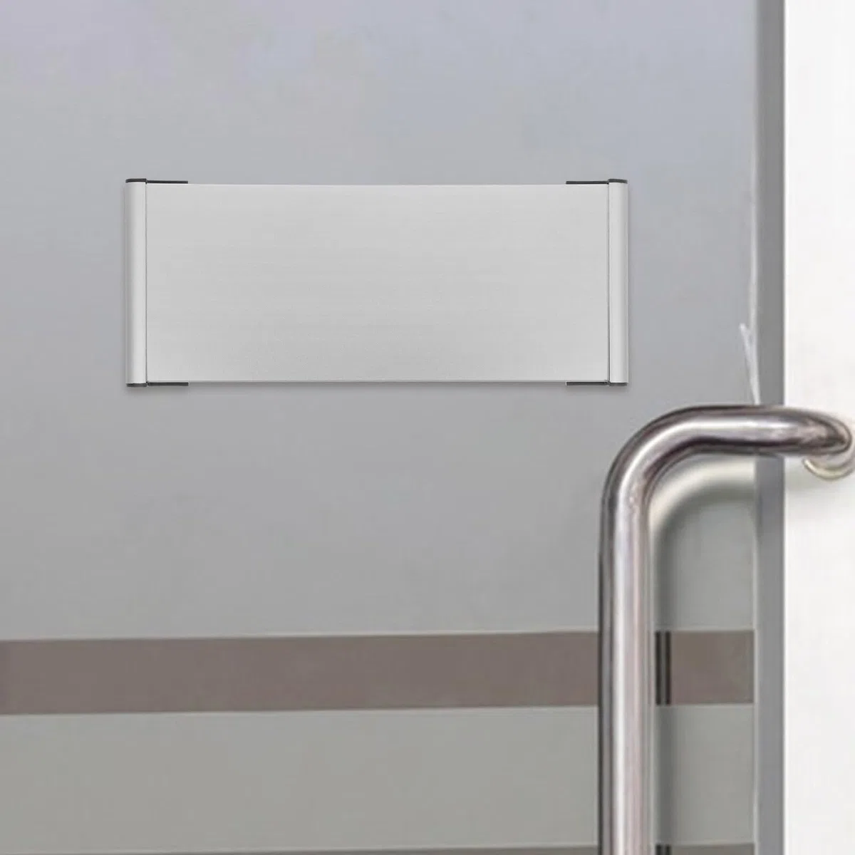 Placa Identificativa de Oficina para Puertas en Aleación de Aluminio y Abs, Diseño Simple y Funcional para Escribir Información en Espacios de Trabajo