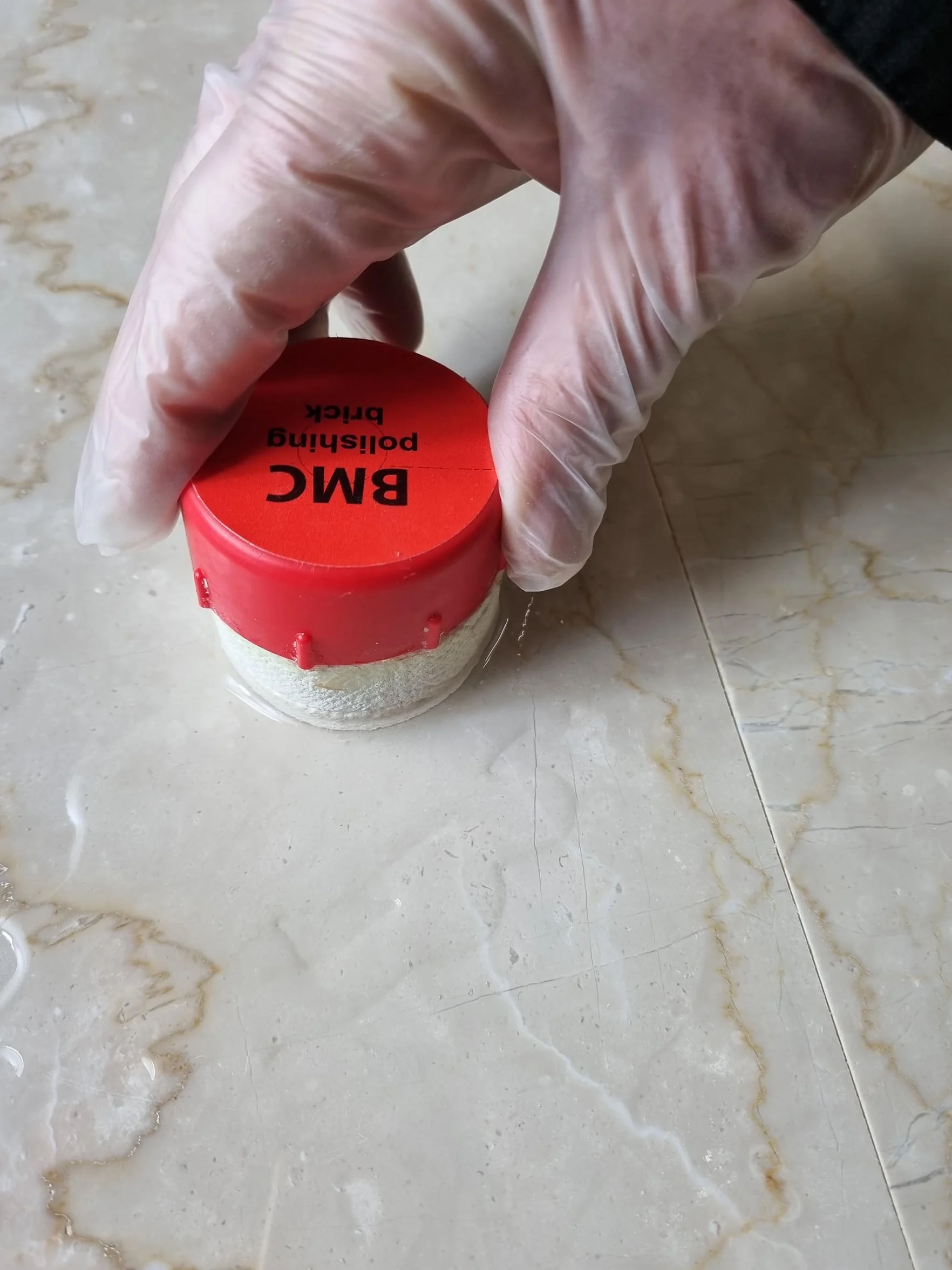 BMC Marble Polishing Brick para mármol y piedra caliza, un pulimento químico sólido disolución lentamente, para utilizar a mano como reemplazo del polvo de pulido tradicional